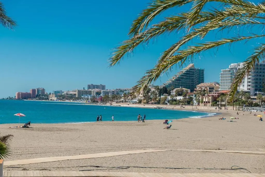 Modern And Luxury 2 Bedroom Apartment On Island In The Marina Harbour Benalmádena