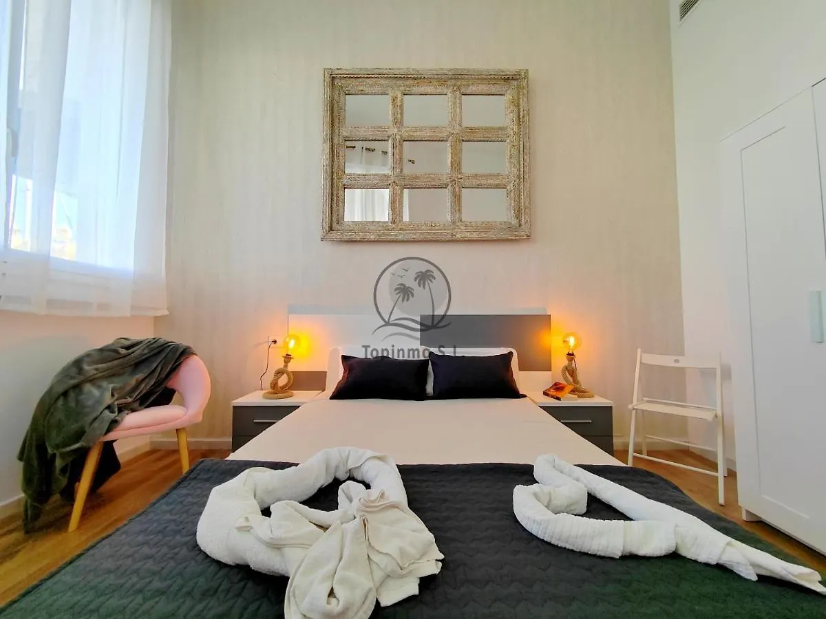 Modern And Luxury 2 Bedroom Apartment On Island In The Marina Harbour Benalmádena 0*,